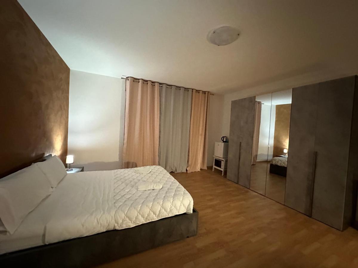 Hotel Leone D'Oro 2 - Milano Street Mestre Exterior foto