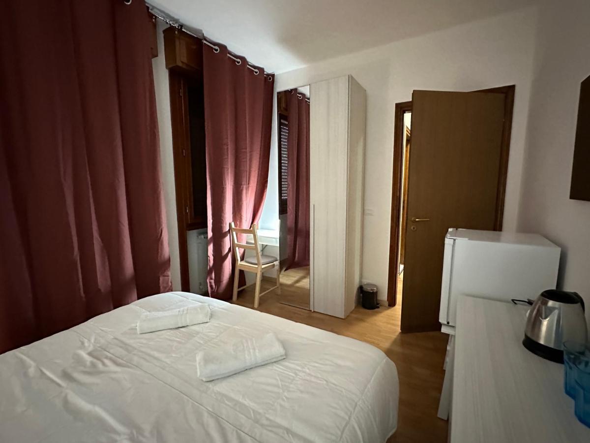 Hotel Leone D'Oro 2 - Milano Street Mestre Exterior foto